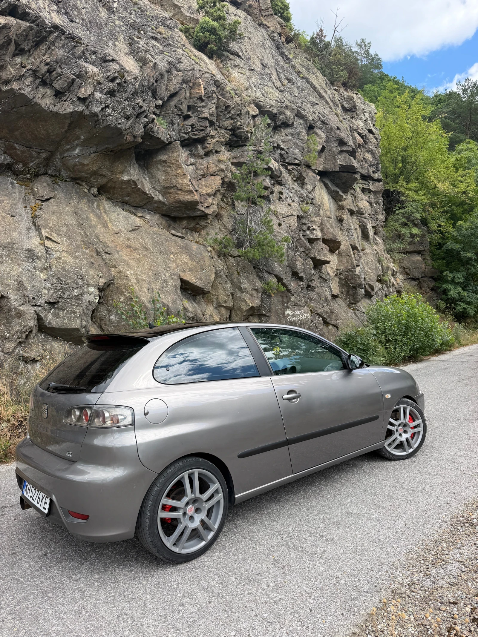 Seat Ibiza 1.8T Cupra, снимка 4 - Автомобили и джипове - 55425291