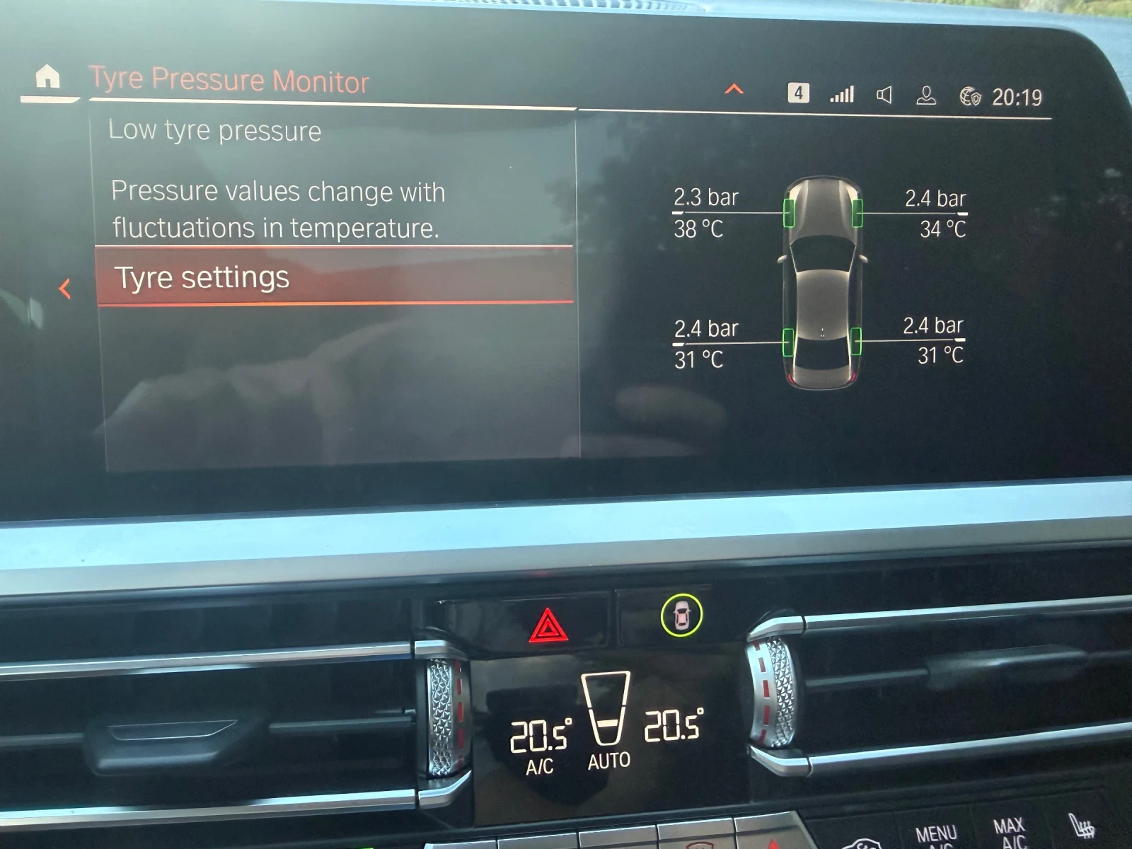 BMW 320 М sport, Head-UP, Laser, Camera, снимка 16 - Автомобили и джипове - 55425549