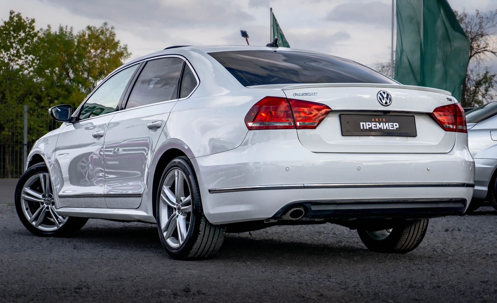 VW Passat 2.0TDI-140HP-РЕАЛНИ КМ!, снимка 6 - Автомобили и джипове - 56272439