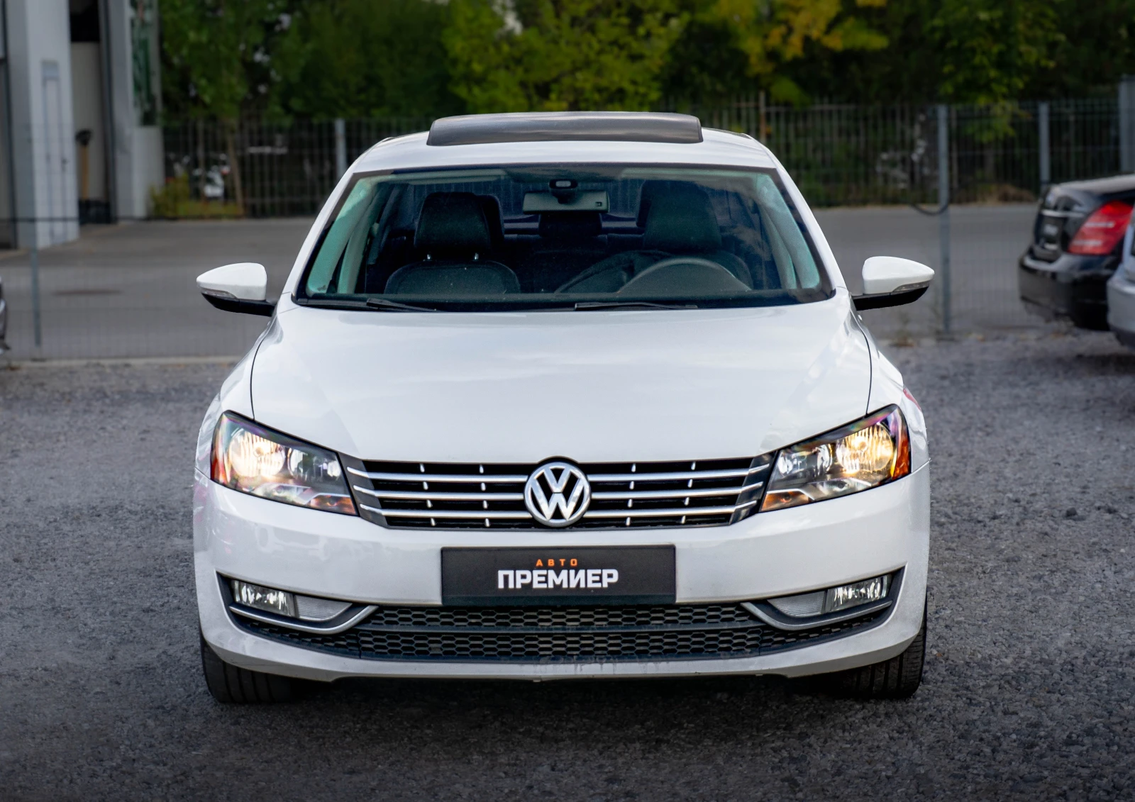 VW Passat 2.0TDI-140HP-РЕАЛНИ КМ!, снимка 2 - Автомобили и джипове - 56272439