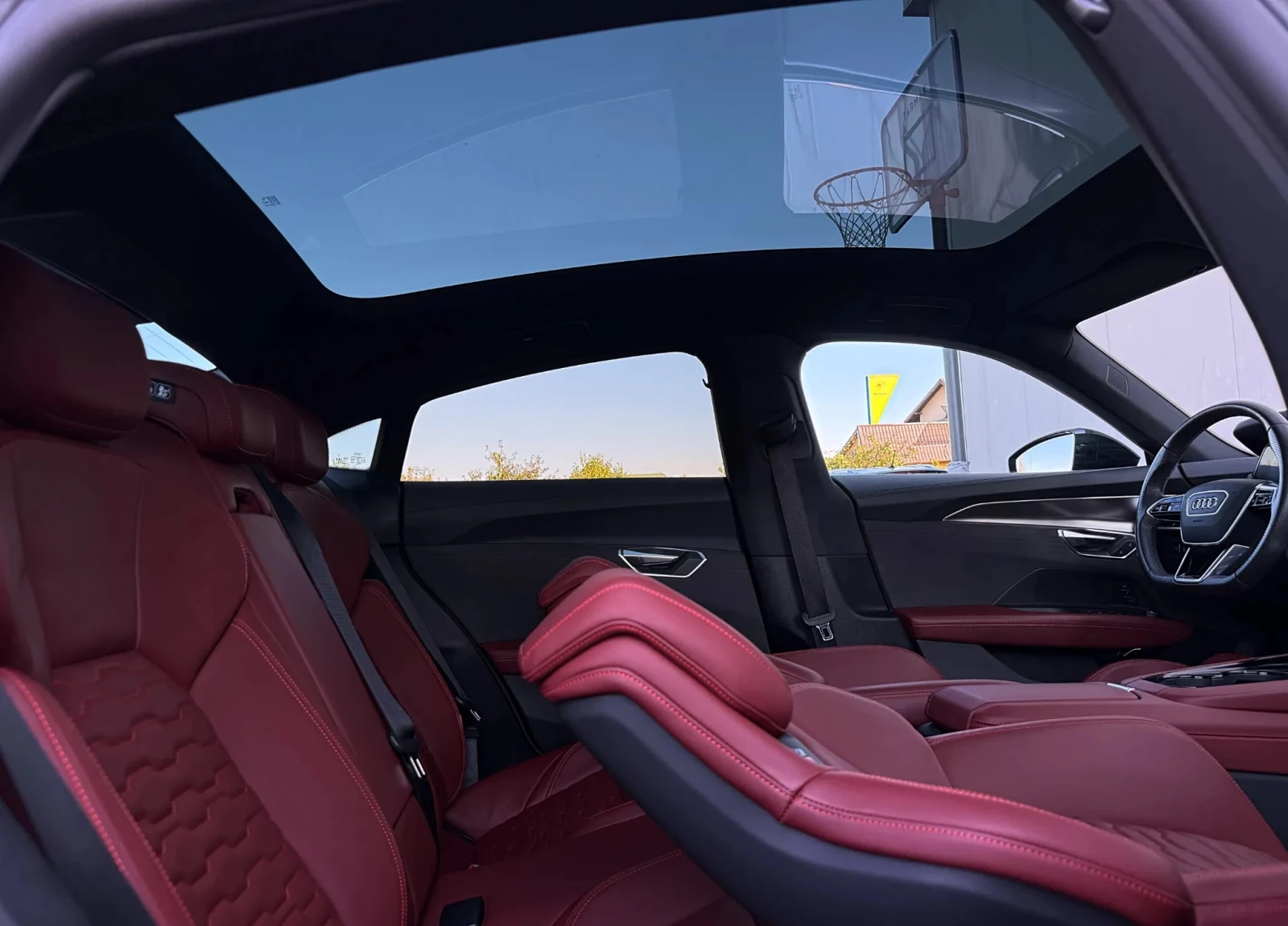 Audi E-Tron GT RS, снимка 9 - Автомобили и джипове - 56456563