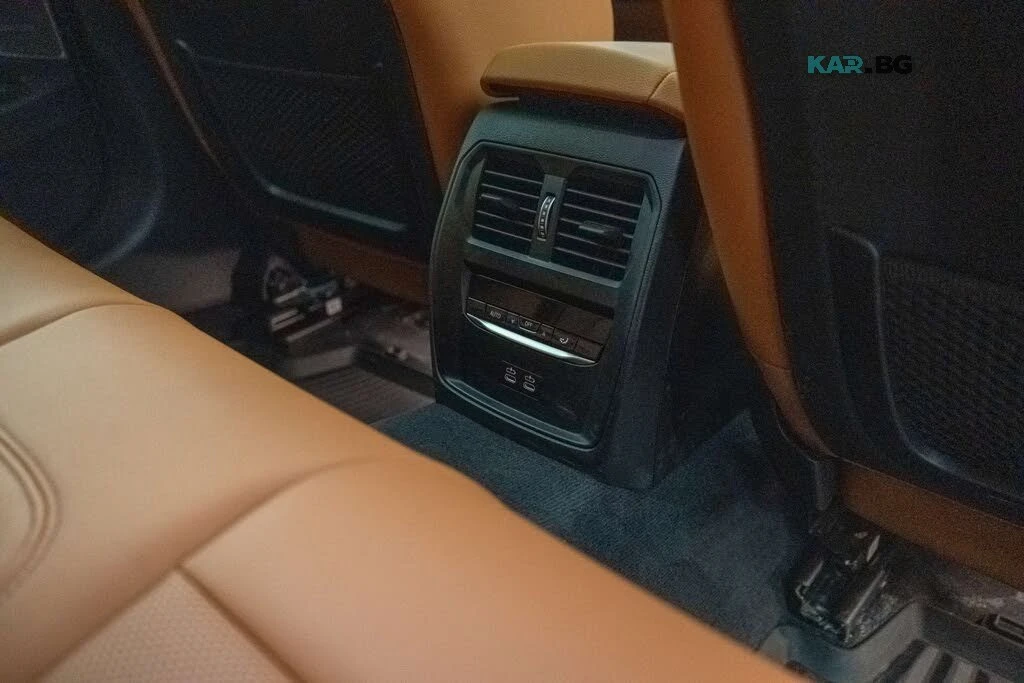 BMW 340 i xDrive* HARMAN KARDON* DISTRONIC* �����* 360*  | Mobile.bg � ����������� 16