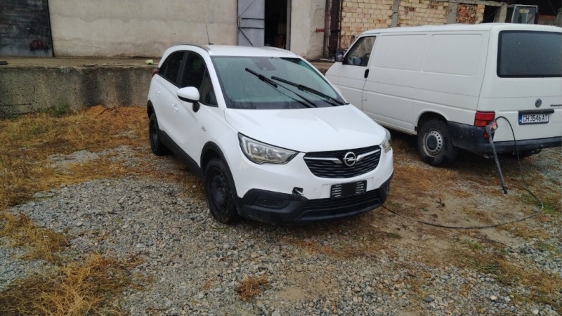 Opel Crossland X, снимка 2 - Автомобили и джипове - 46357580