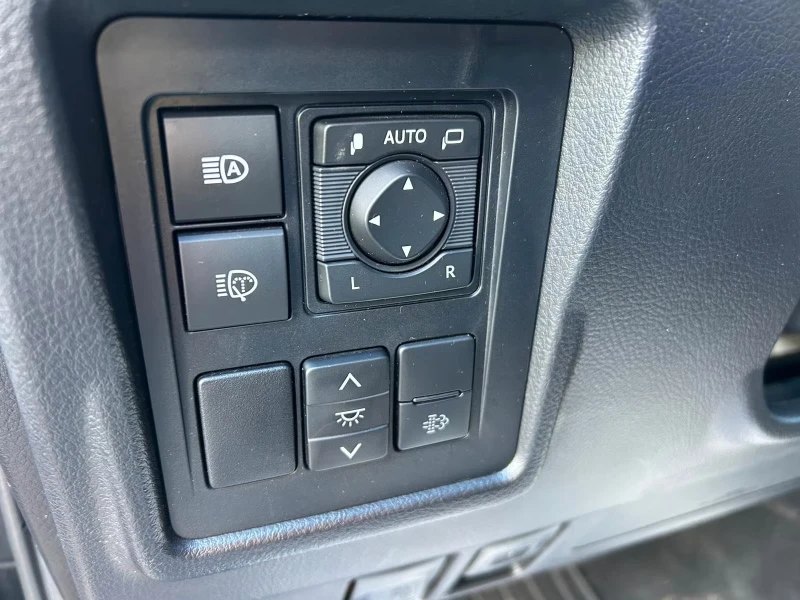 Toyota Land cruiser EXECUTIVE/204HP/CAM/NAVI/LED/KLESS/L.ASSIST/297g, снимка 10 - Автомобили и джипове - 51667995