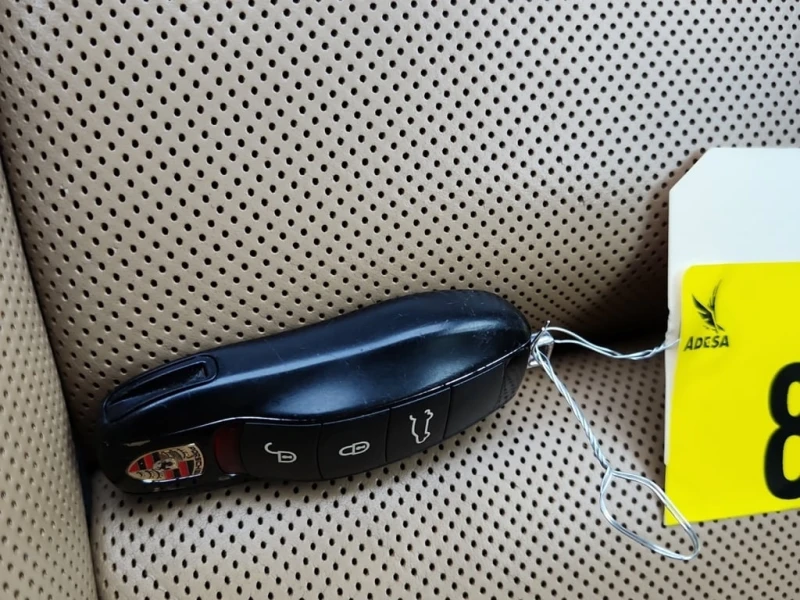 Porsche Cayenne 2015 * S E HYBRID * CARFAX * ОТ ПРЕДТАВИТЕЛСТВО, снимка 14 - Автомобили и джипове - 53131512