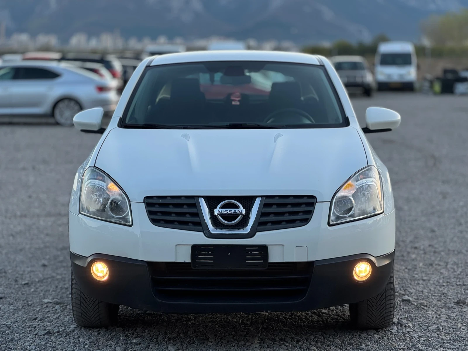 Nissan Qashqai 2.0DCi 150к.с * 4х4* * Климатроник*  - изображение 2