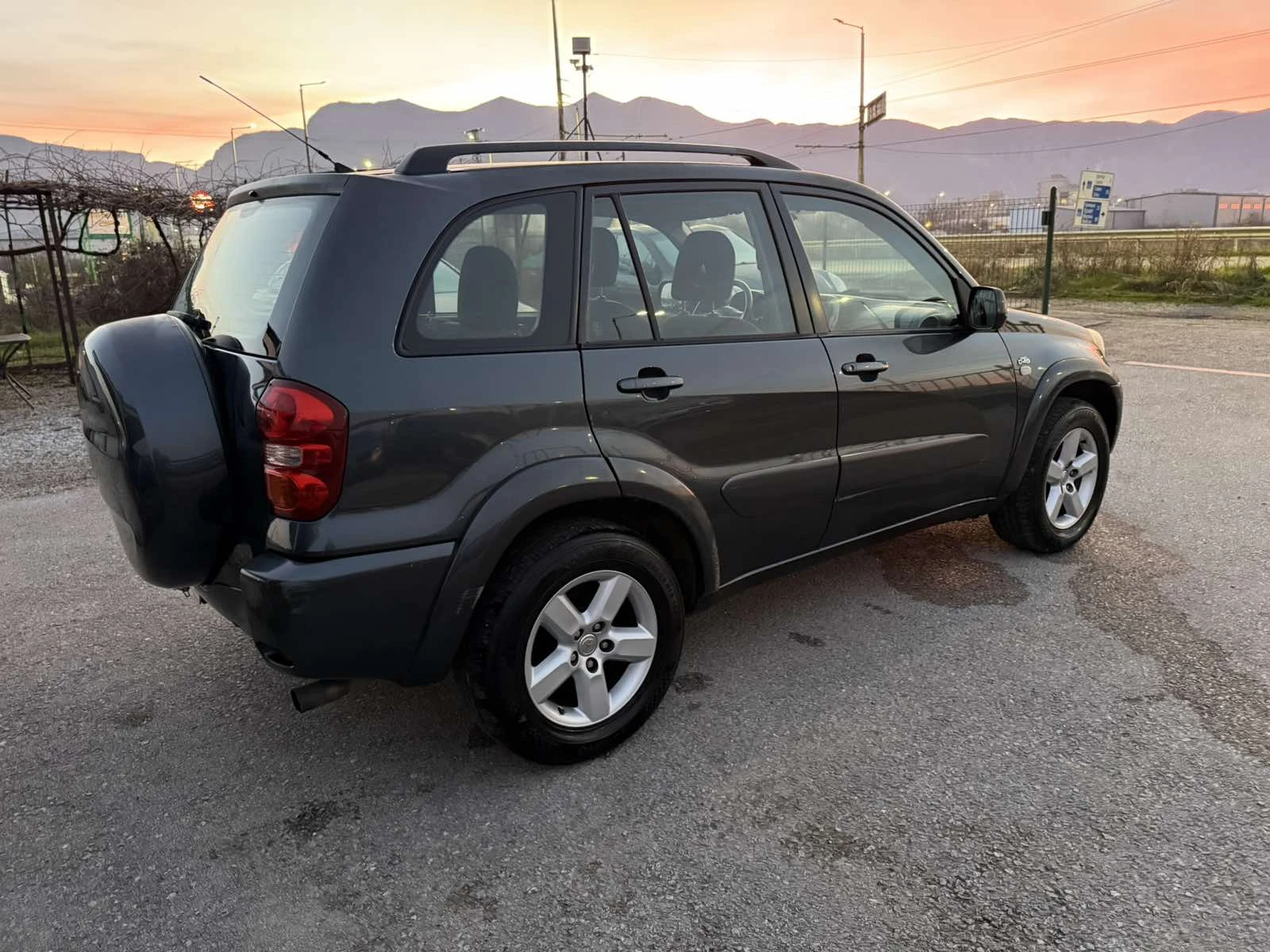 Toyota Rav4 2.0D-4D 116kc Italia | Mobile.bg   5