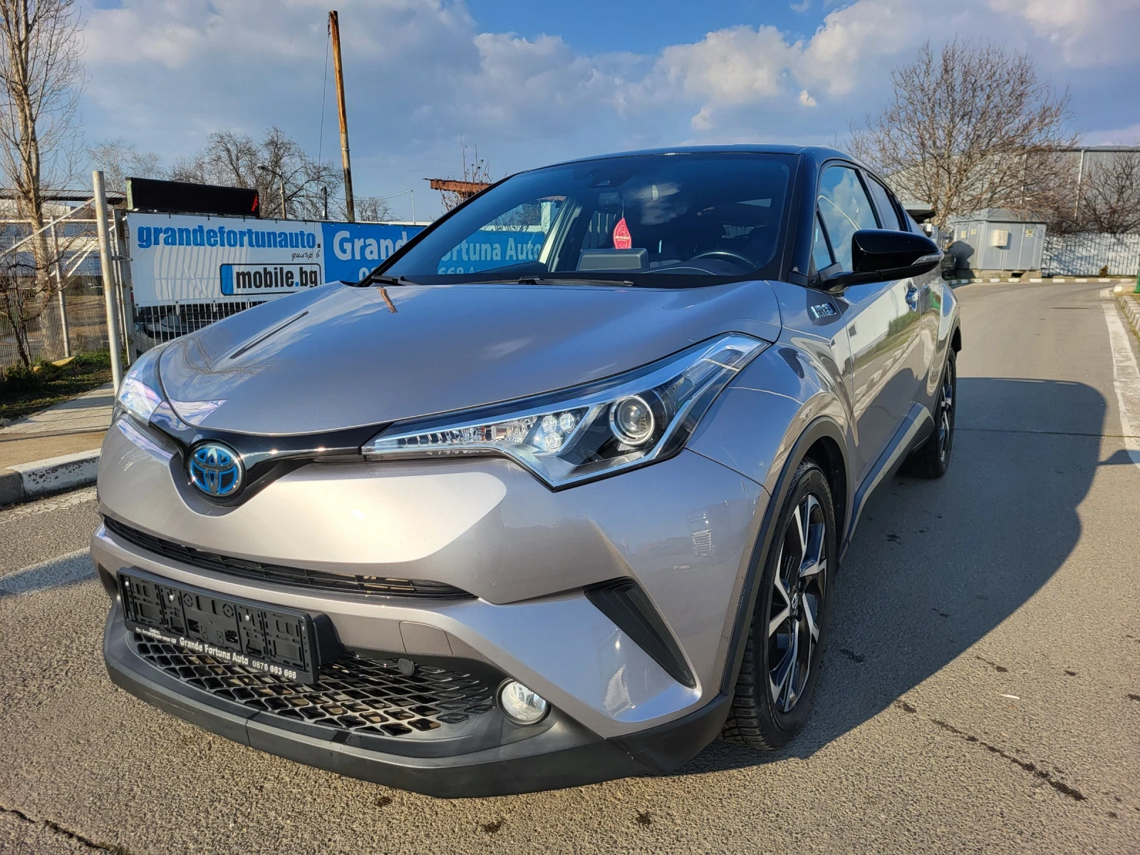Toyota C-HR HYBRID НОВ ВНОС ИТАЛИЯ ПЕРФЕКТЕН 132529 КМ ! , снимка 2 - Автомобили и джипове - 53737657