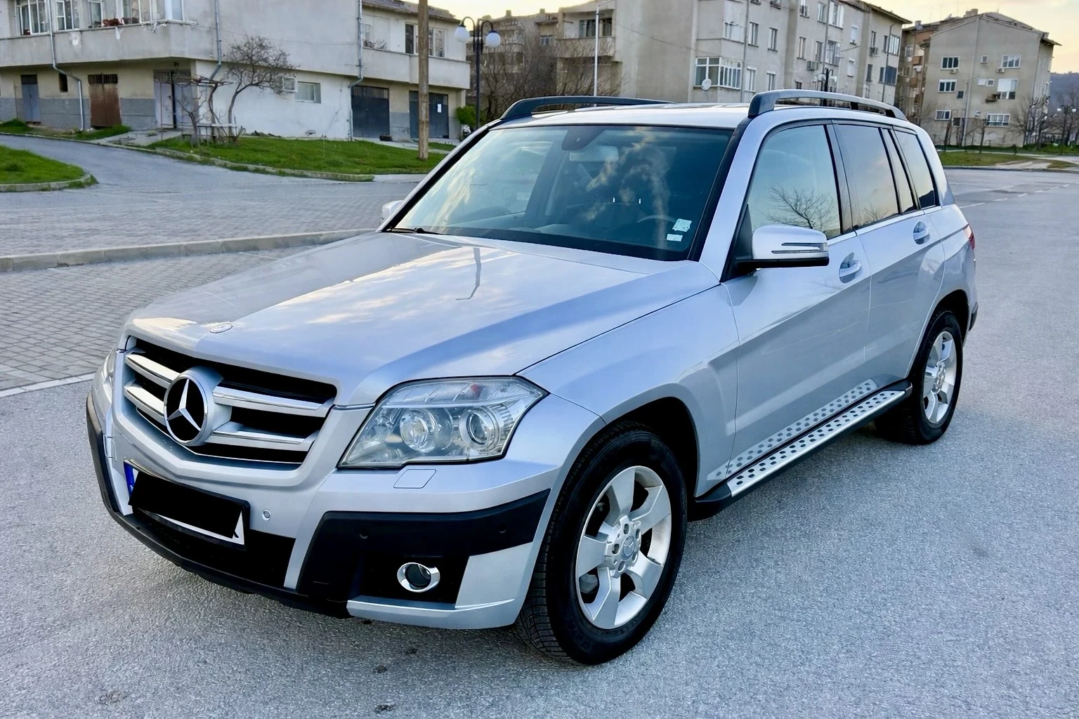 Mercedes-Benz GLK 350 4MATIC* ГАЗ/Нави/Кожа/Подгрев/Парктроник, снимка 2 - Автомобили и джипове - 53993453