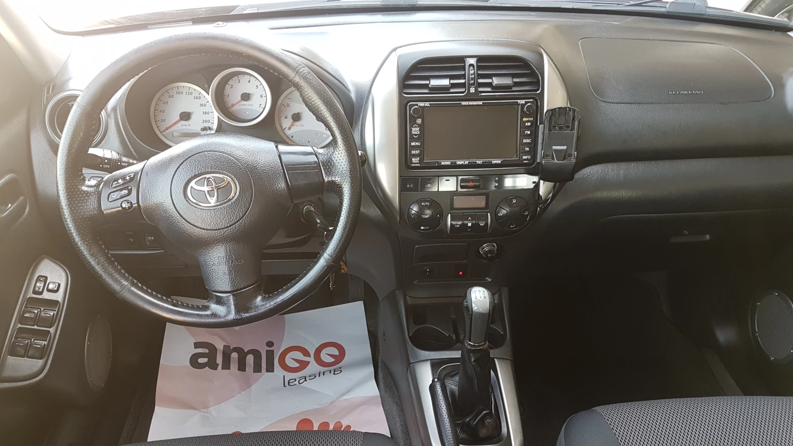 Toyota Rav4 2.0D4D 4×4, снимка 11 - Автомобили и джипове - 54356150