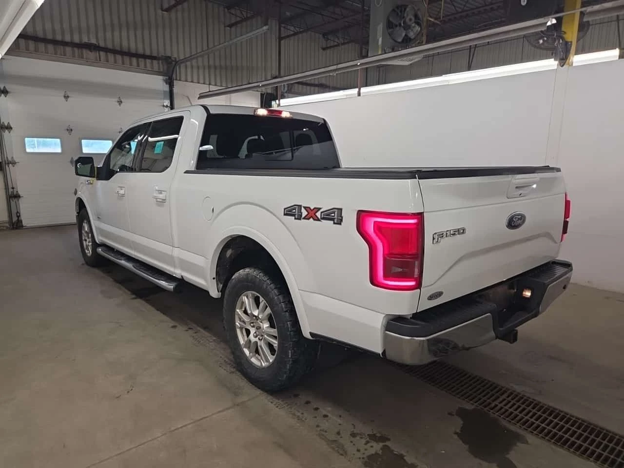Ford F150 LARIAT| ОБДУХВАНЕ| HUD| PANO| 2 КЛЮЧА| , снимка 4 - Автомобили и джипове - 54818588