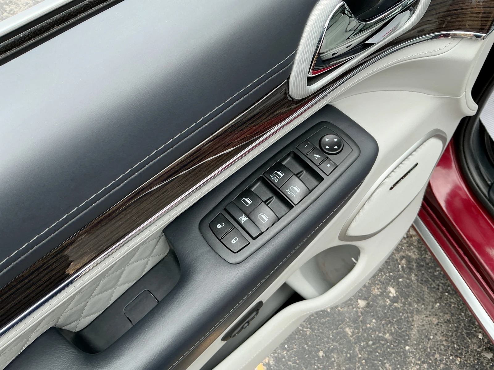 Jeep Grand cherokee SUMMIT 4X4* FULL* Фиксирана цена до БГ!!!* , снимка 7 - Автомобили и джипове - 54912267