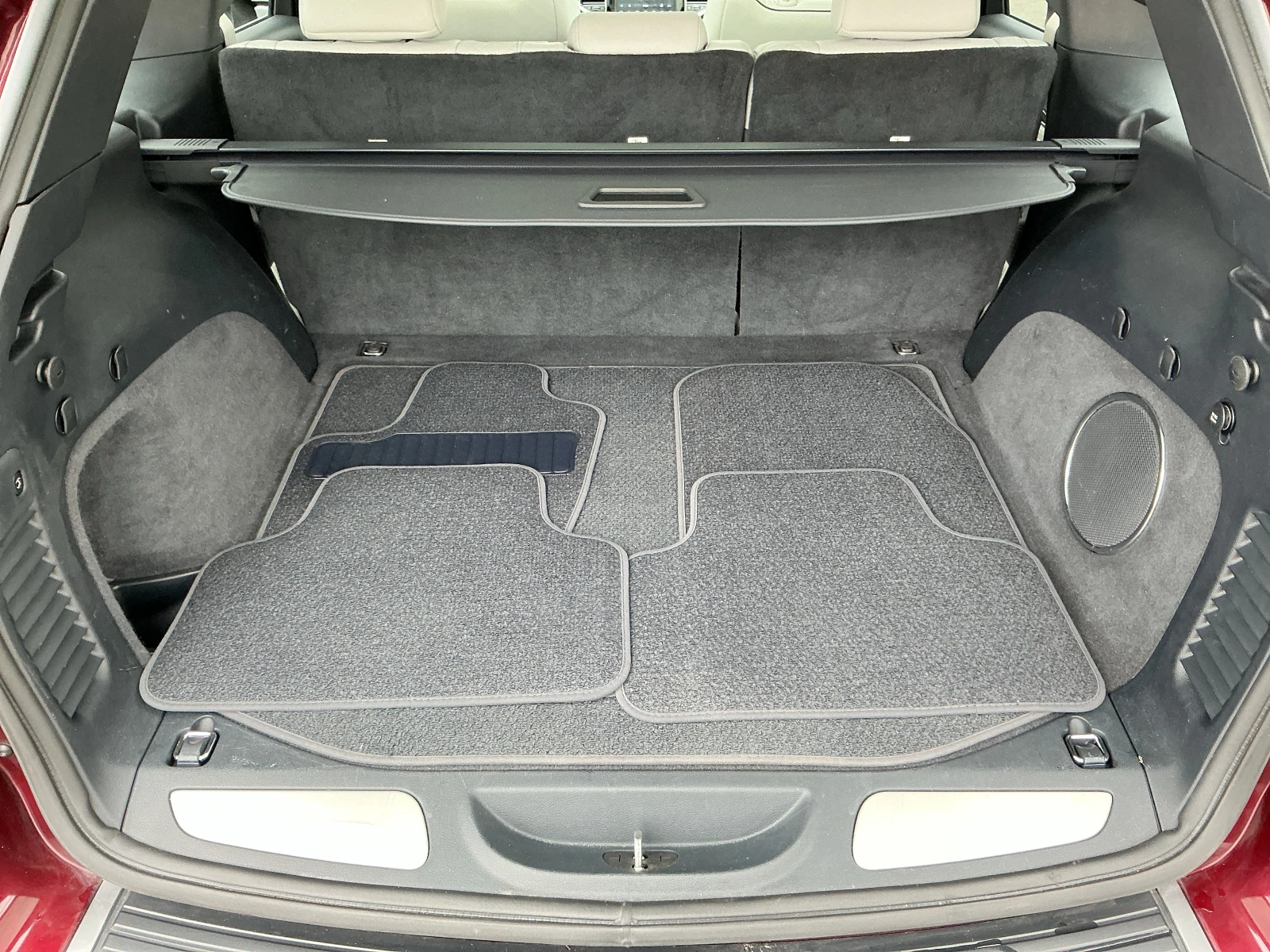 Jeep Grand cherokee SUMMIT 4X4* FULL* Фиксирана цена до БГ!!!* , снимка 12 - Автомобили и джипове - 54912267