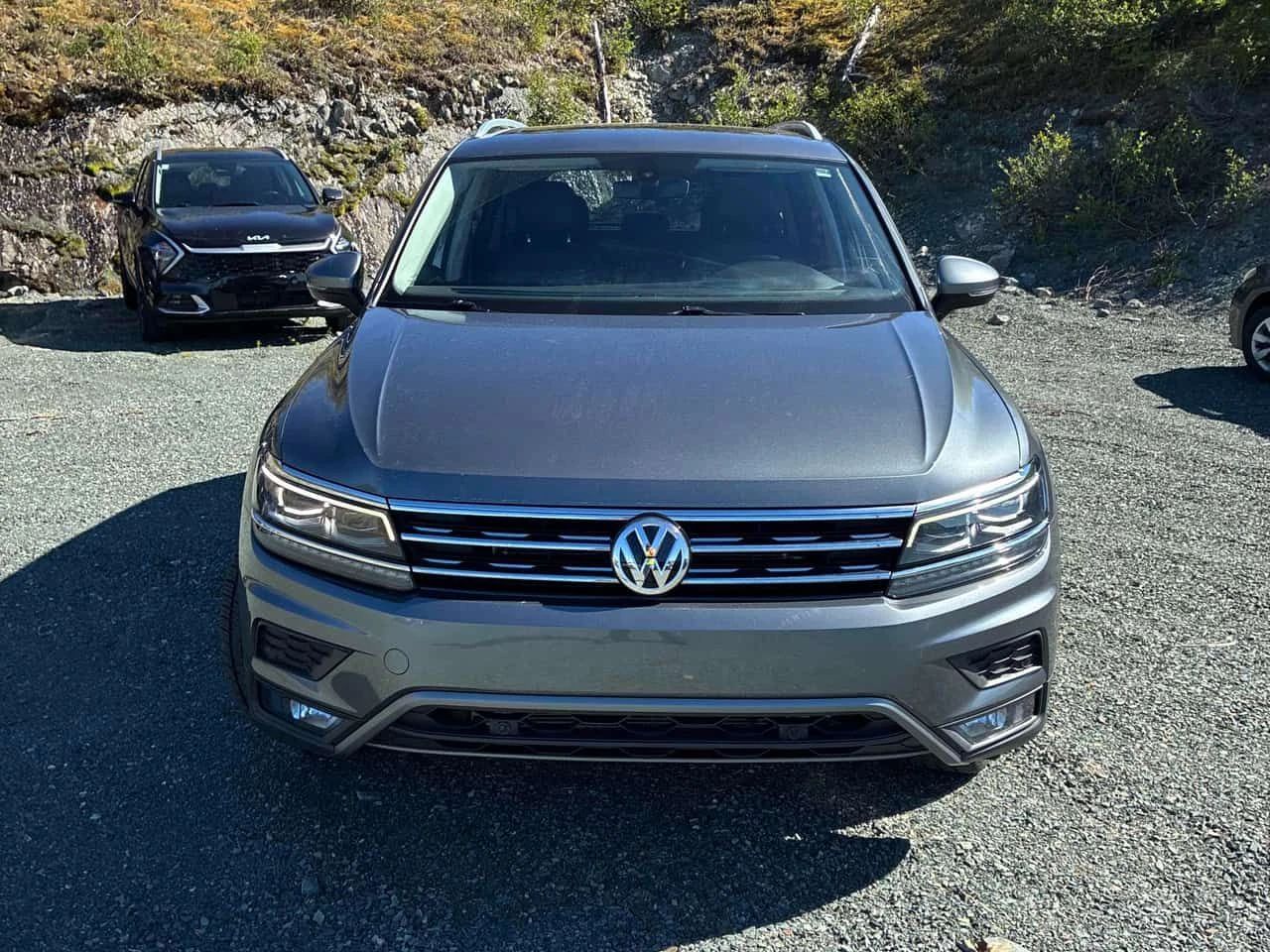 VW Tiguan Highline/CARFAX/Подгрев/Панорама/ФИНАНСИРАНЕ, снимка 6 - Автомобили и джипове - 55269767