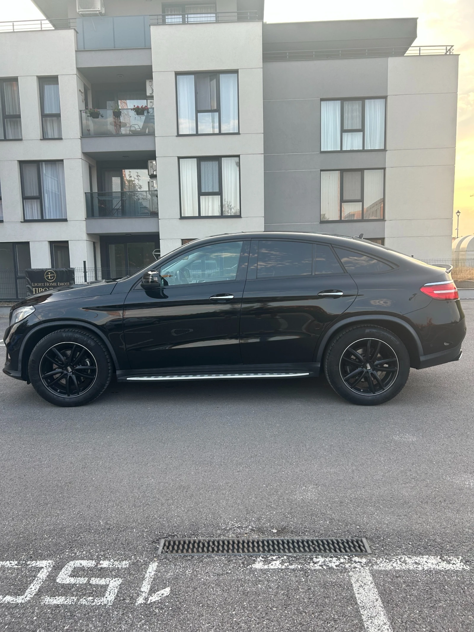 Mercedes-Benz GLE 350 AMG* SUV* 4Matic* 9G-Tronic, снимка 5 - Автомобили и джипове - 55343287