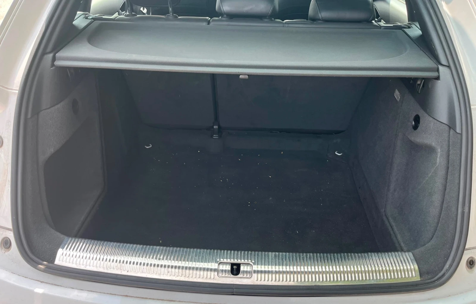 Audi Q3 2.oтди dq500, снимка 8 - Автомобили и джипове - 55781576