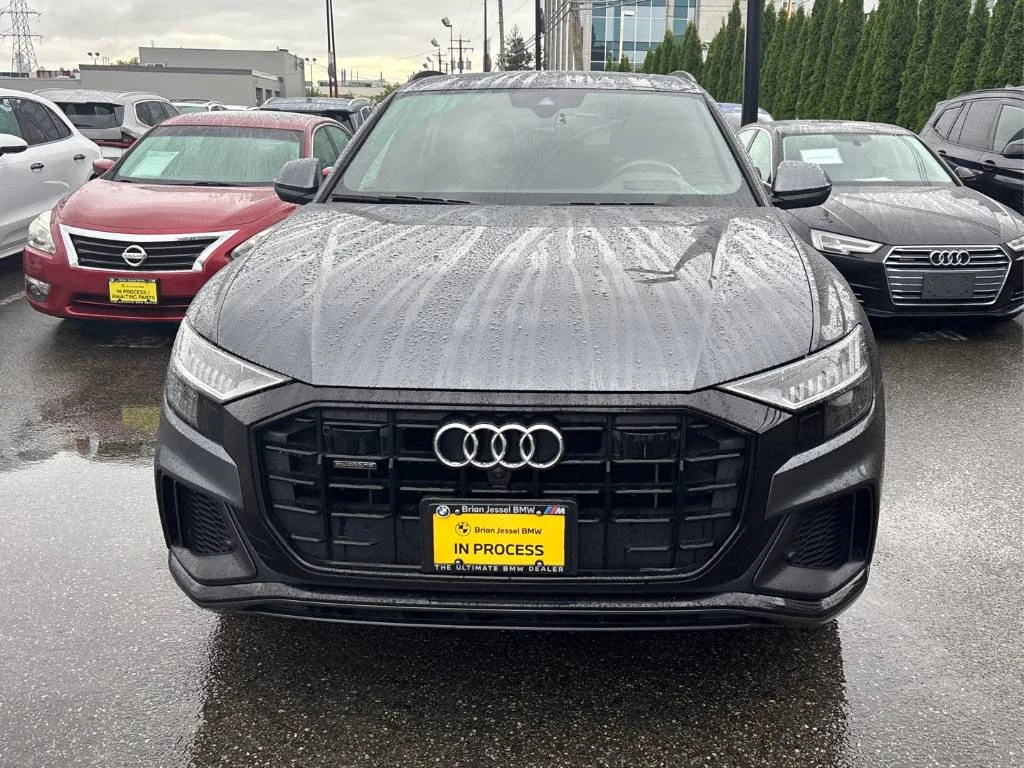 Audi Q8 Technik * CARFAX* ОПЦИЯ ЗА ФИНАНСИРАНЕ* , снимка 2 - Автомобили и джипове - 55951240