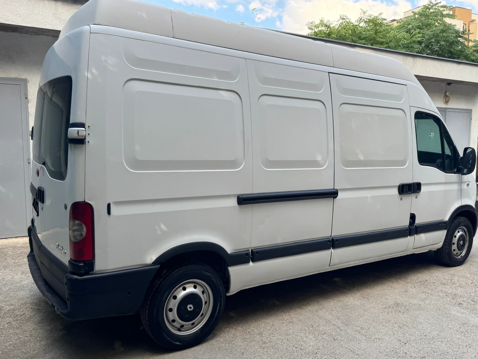Renault Master 2.5 DCI KЛИМАТИК МАКСИ БАЗА - изображение 4