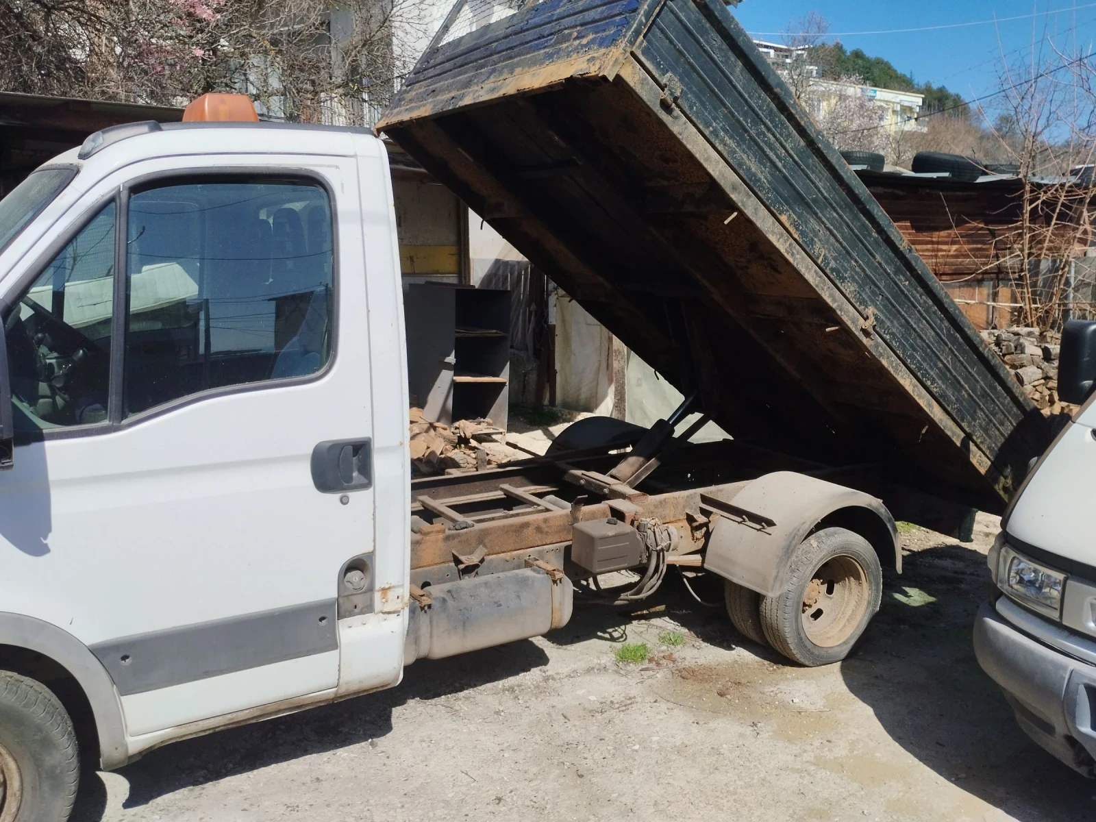 Iveco 35s12 Самосвал, снимка 3 - Бусове и автобуси - 53953857