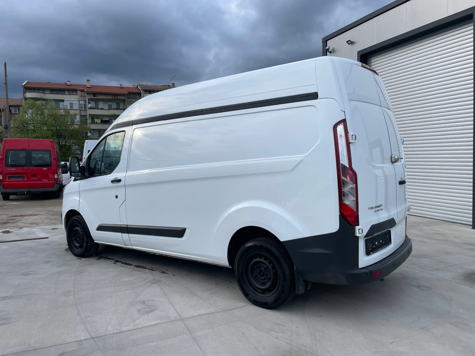 Ford Transit Custom 2.2 CDTI , снимка 6 - Бусове и автобуси - 54284745