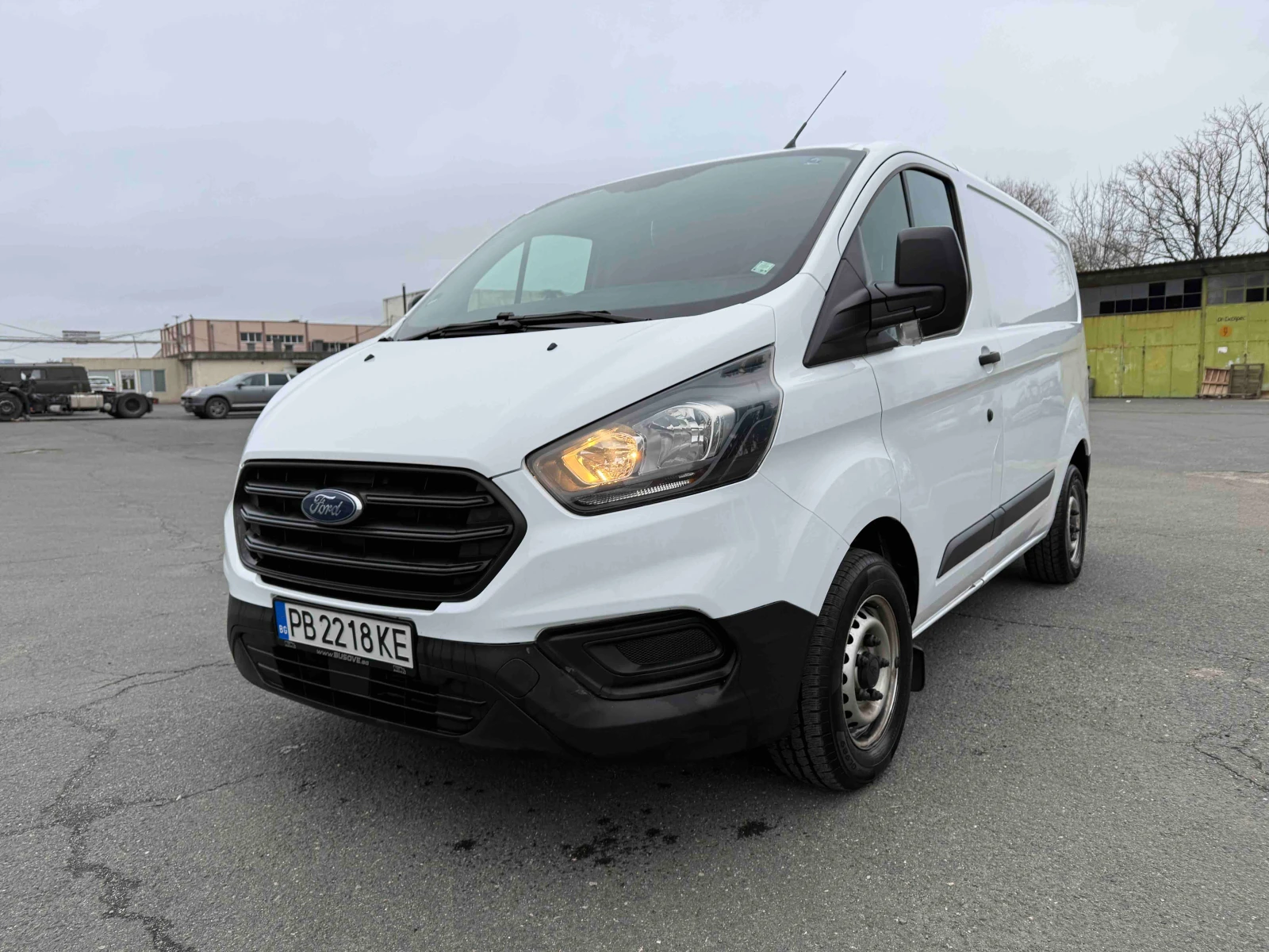 Ford Transit Custom, снимка 2 - Бусове и автобуси - 56088246