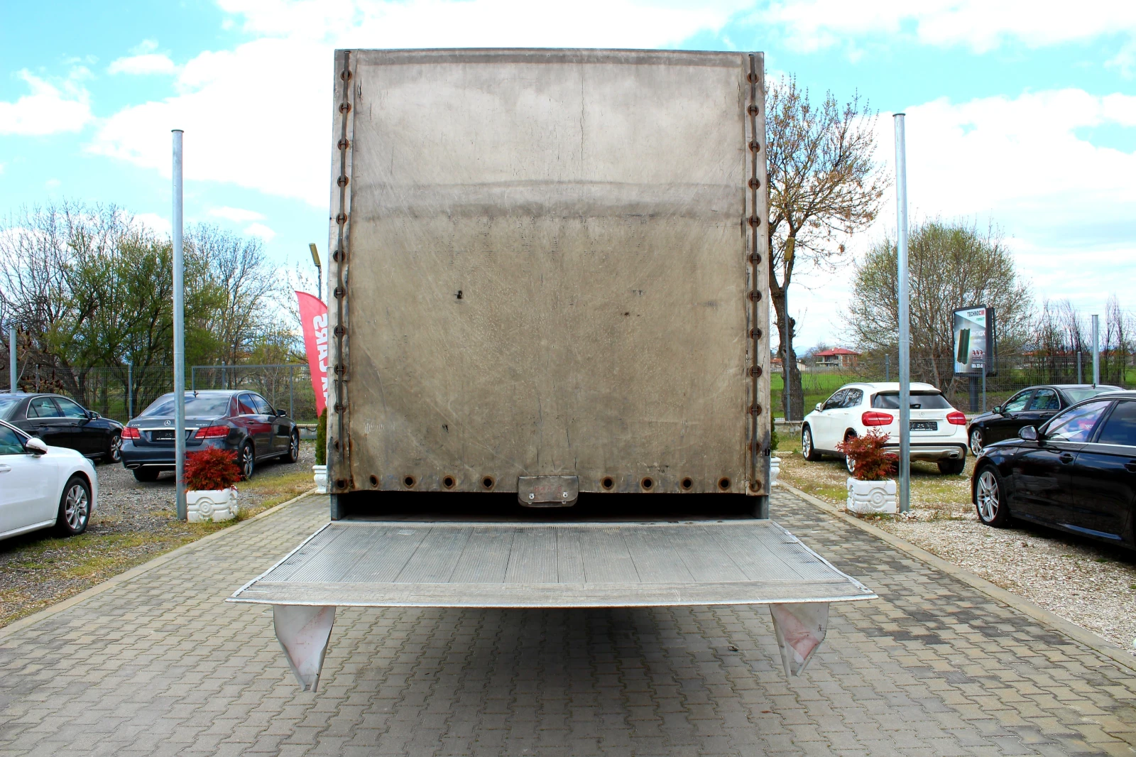 Nissan Kabstar 35.13 2.5D БОРД* СПАЛНА КАБИНА, снимка 7 - Камиони - 54159369