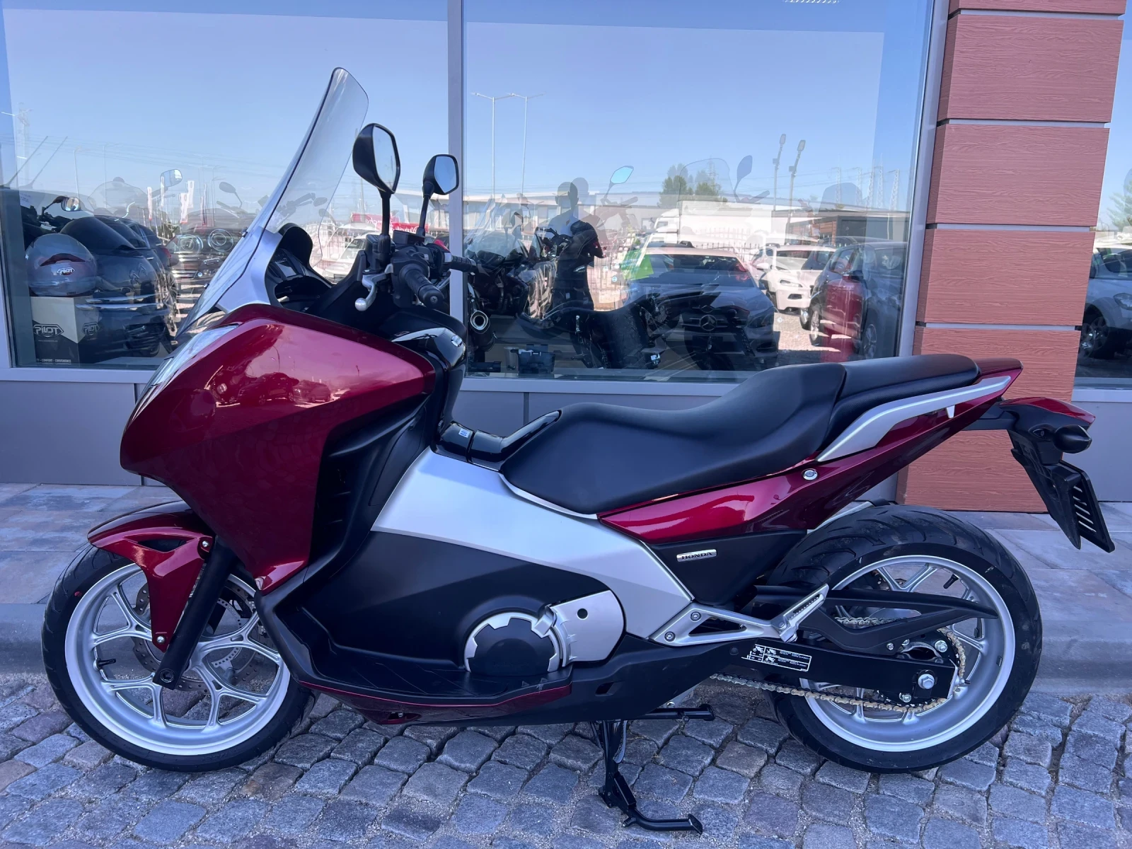 Honda Integra 700 ABS - изображение 4