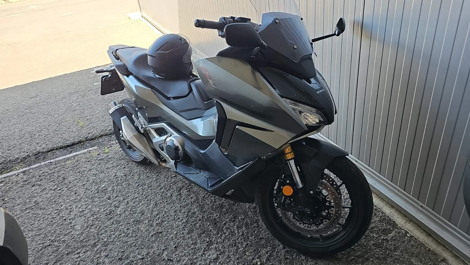 Honda Forza 750
