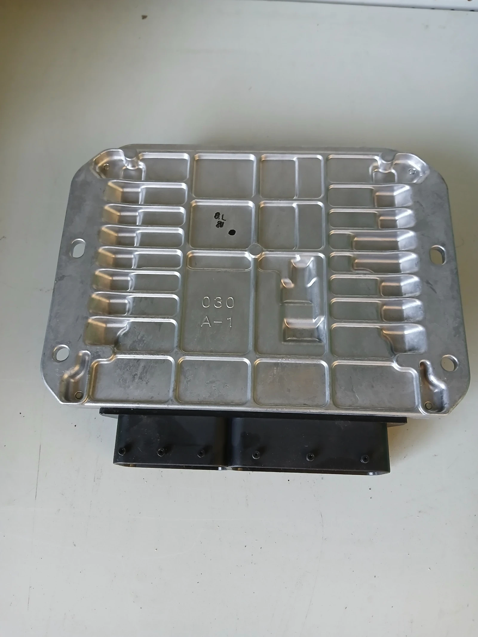 R2AX 18 881E компютър Mazda CX7 2.2 дизел , снимка 3 - Части - 55169052
