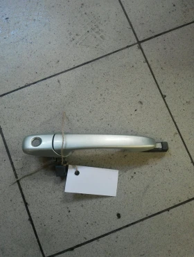 Дръжка врата външна предна лява Мазда 5