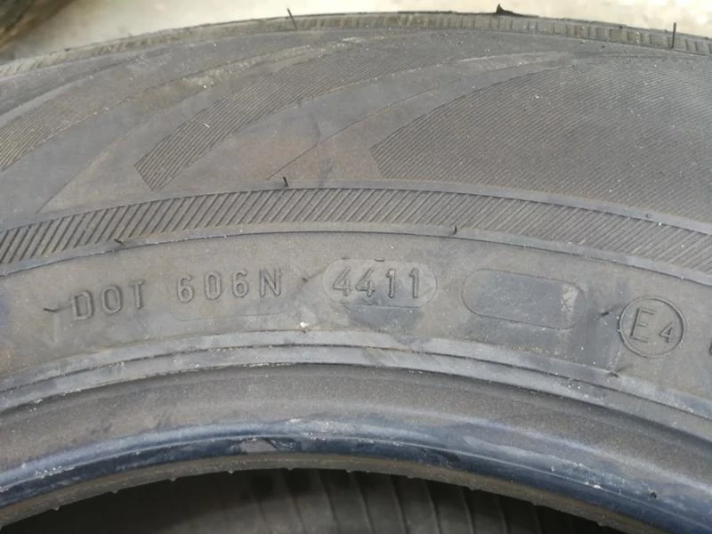 Гуми Зимни 215/65R15, снимка 9 - Гуми и джанти - 45863980