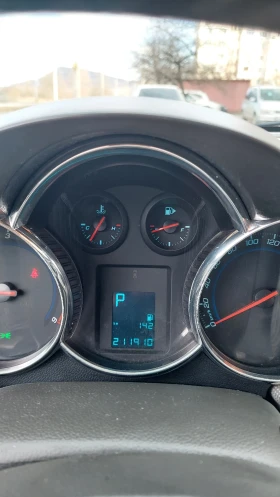 Chevrolet Cruze LT 2.0 VCDi 150 к.с, снимка 12