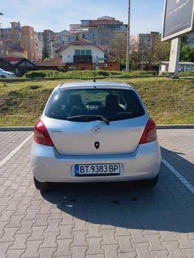 Обява за продажба на Toyota Yaris 1.1 ~8 500 лв. - изображение 3