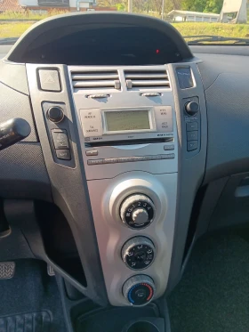 Обява за продажба на Toyota Yaris 1.1 ~8 500 лв. - изображение 4