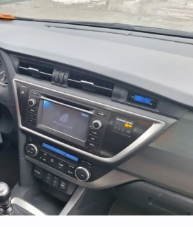 Toyota Auris 1.6 НАВИ-ПОДГРИВ-КСЕНОН - 7300 € / 14277.56 лв. - 65618243 6