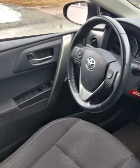 Toyota Auris 1.6 НАВИ-ПОДГРИВ-КСЕНОН - 7300 € / 14277.56 лв. - 65618243 5