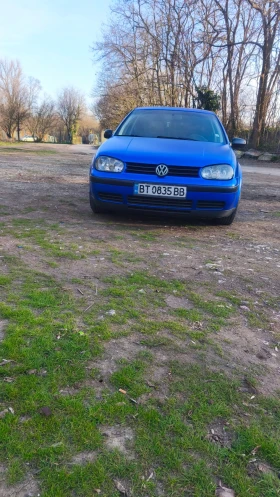 VW Golf - 2450 € / 4791.78 лв. - 75493396 3