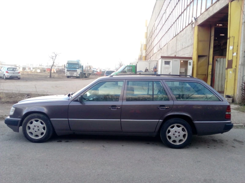 Mercedes-Benz 124 250 D, снимка 8 - Автомобили и джипове - 46910469