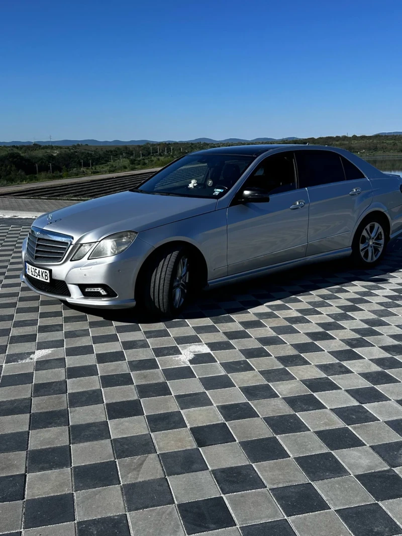 Mercedes-Benz E 350 AMG, снимка 3 - Автомобили и джипове - 52678336