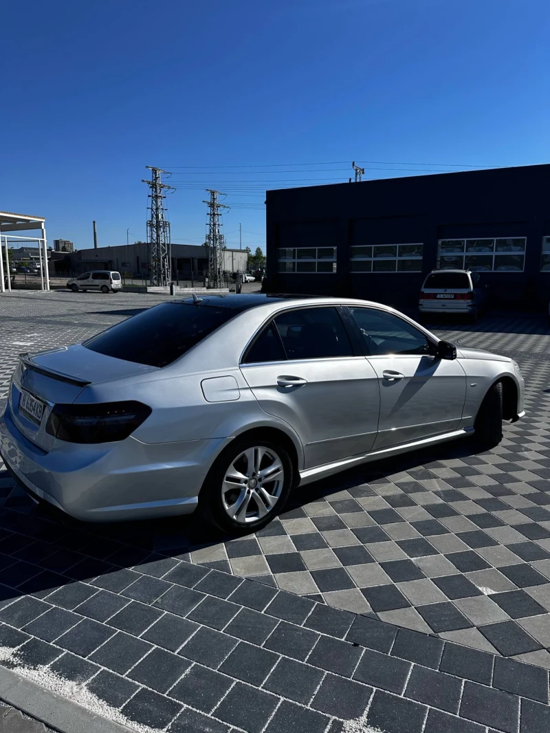 Mercedes-Benz E 350 AMG, снимка 4 - Автомобили и джипове - 52678336