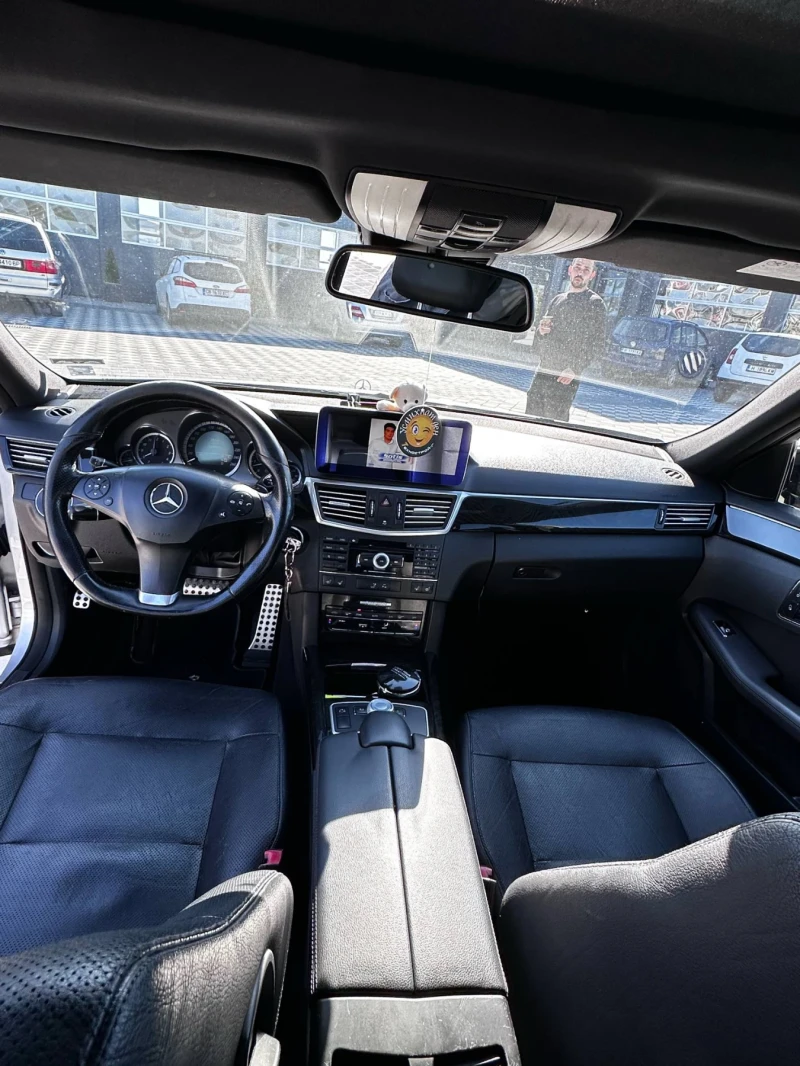 Mercedes-Benz E 350 AMG, снимка 10 - Автомобили и джипове - 52678336