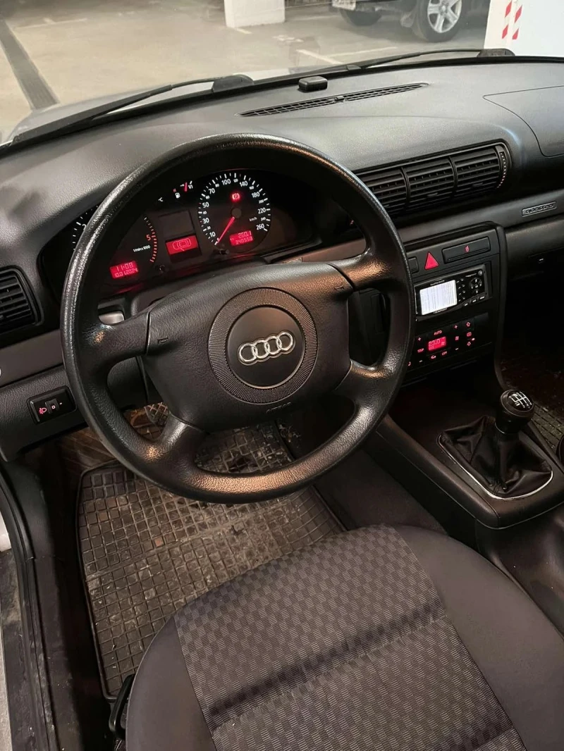 Audi A4, снимка 7 - Автомобили и джипове - 48350709