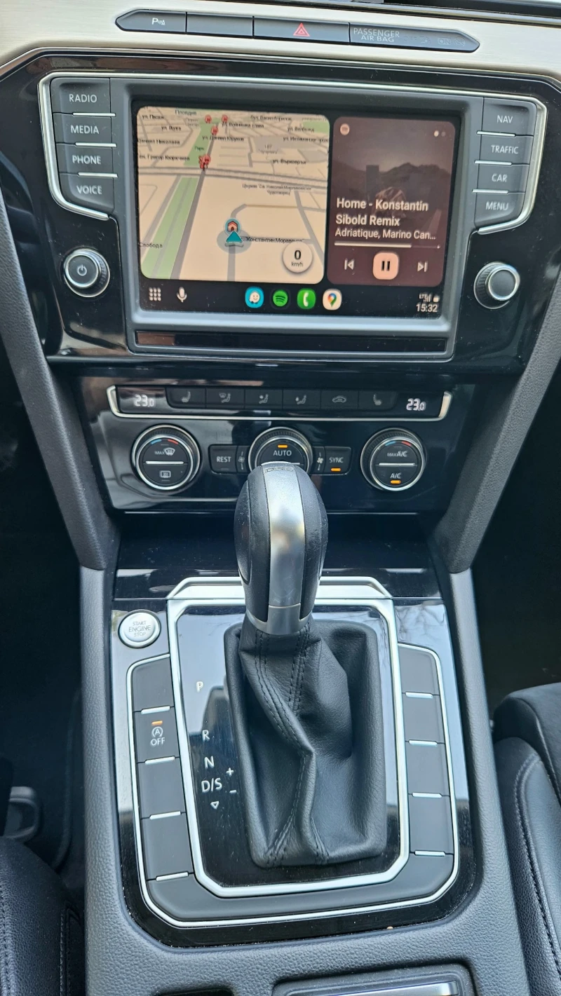 VW Passat 2.0 TDI BM Highline, снимка 7 - Автомобили и джипове - 52162606