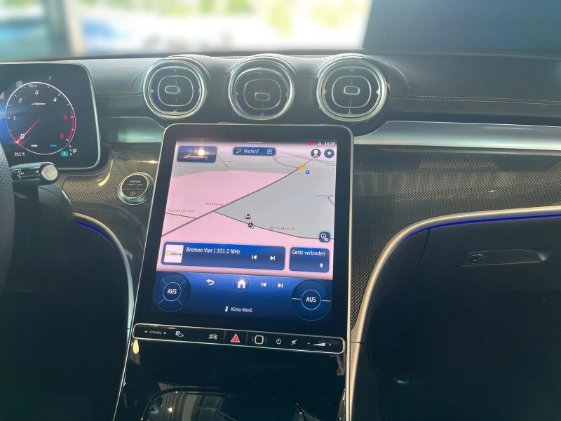 Mercedes-Benz C 300 d* AMG* MBUX* DISTR* MEMORY* LED* CAM* NAVI* , снимка 6 - Автомобили и джипове - 52072111