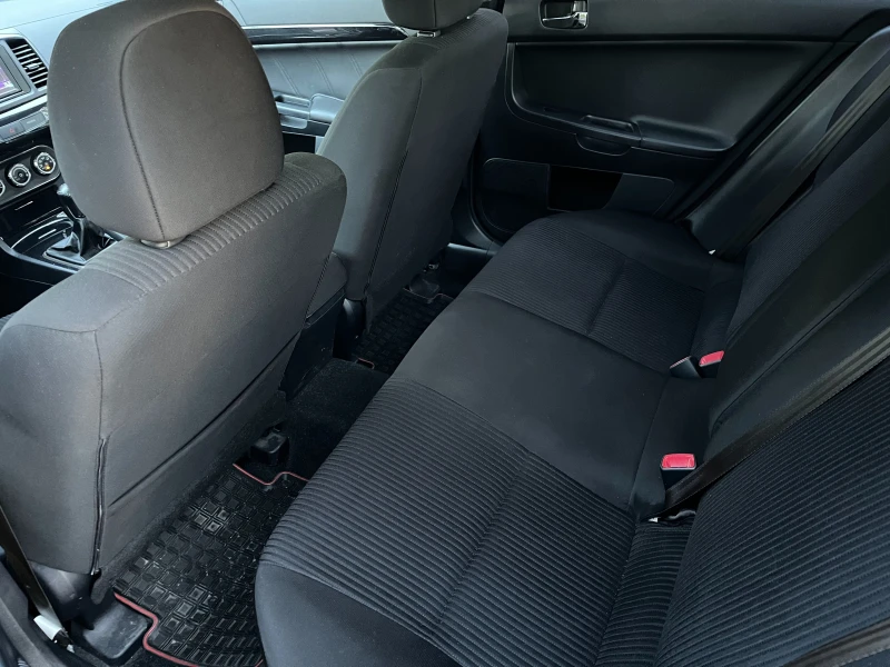 Mitsubishi Lancer  Diamant Edition, снимка 8 - Автомобили и джипове - 52444448