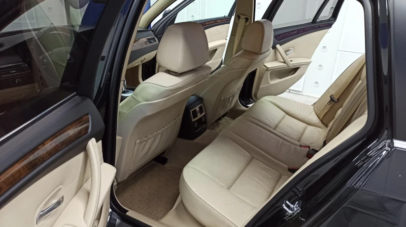 BMW 530 530xd, снимка 9 - Автомобили и джипове - 52486315