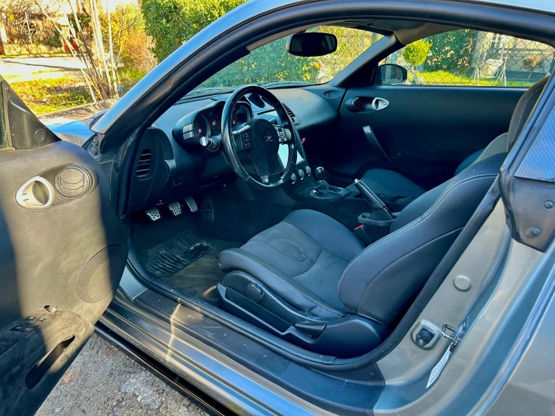 Nissan 350z 3.5, снимка 10 - Автомобили и джипове - 52710440