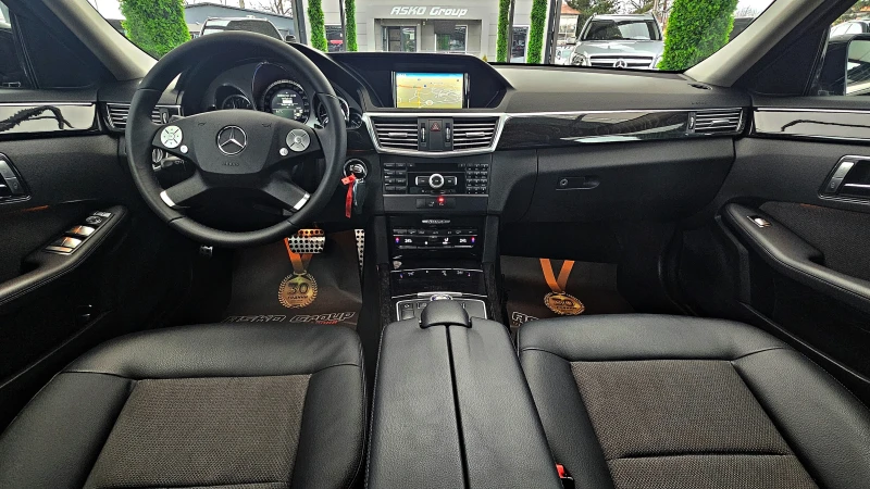 Mercedes-Benz E 350 AMG/4MATIC/GERMANY/AMBIENT/TEMPOMAT/AUTO HOLD/LIZI, снимка 9 - Автомобили и джипове - 52750469