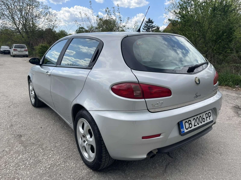 Alfa Romeo 147 1.6 GAS, снимка 4 - Автомобили и джипове - 53034362