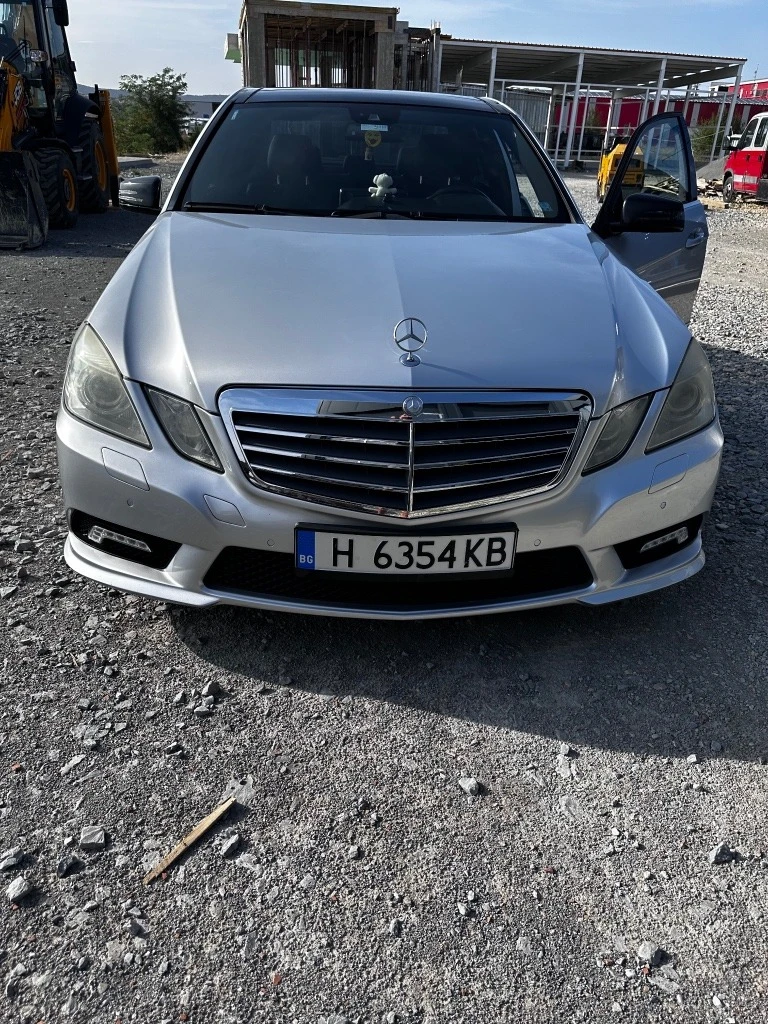 Mercedes-Benz E 350 AMG, снимка 5 - Автомобили и джипове - 47586876